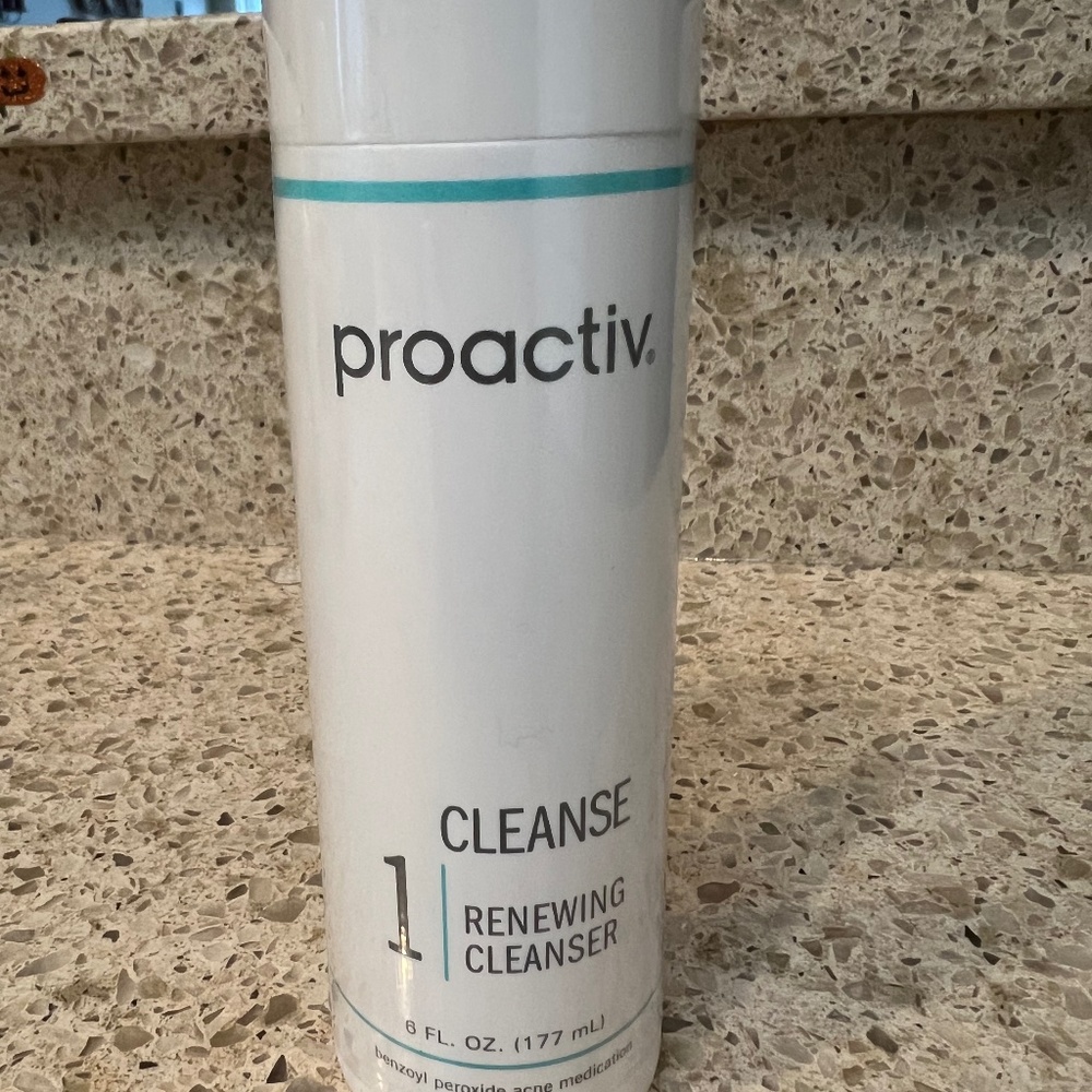 Proactiv Renewing Cleanser 6 fl oz